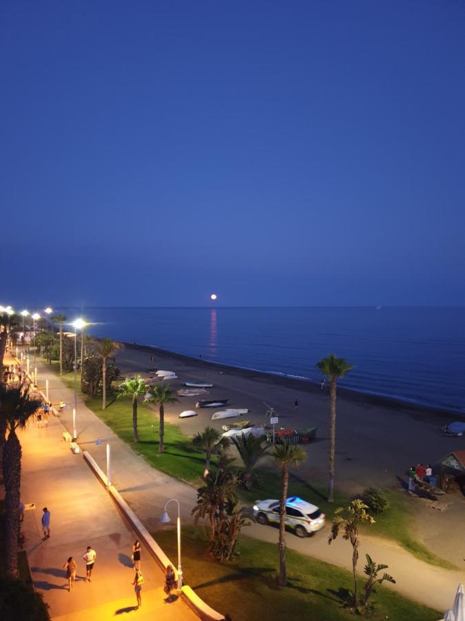 Primera Linea De Playa Con Vistas Al Mar Rincón de la Victoria Exterior foto